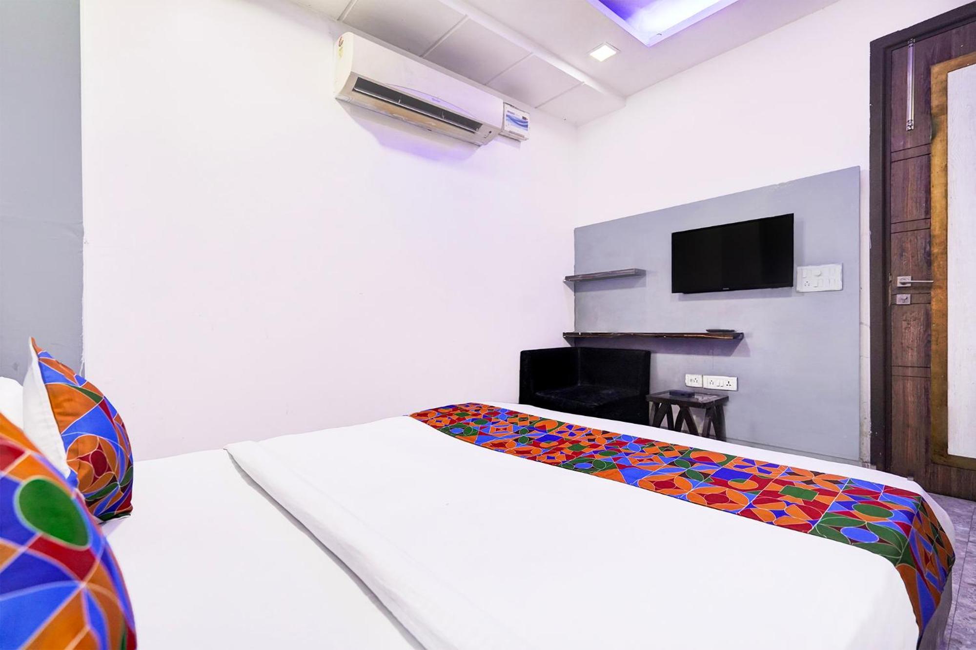 Fabhotel Season Grand Delhi  Exterior foto